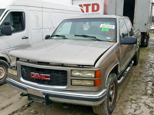 1GTGC23J9YF513245 - 2000 GMC SIERRA C25 BROWN photo 2