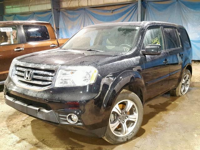 5FNYF4H32FB063070 - 2015 HONDA PILOT SE BLACK photo 2