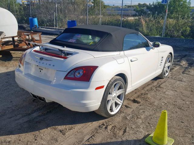 1C3AN65L75X026402 - 2005 CHRYSLER CROSSFIRE WHITE photo 4