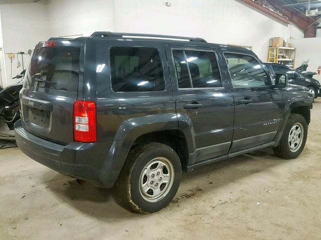 1J4NF1GB2BD121913 - 2011 JEEP PATRIOT SP GRAY photo 4