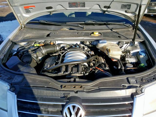 WVWRH63B91P293373 - 2001 VOLKSWAGEN PASSAT GLX 灰色 照片 7