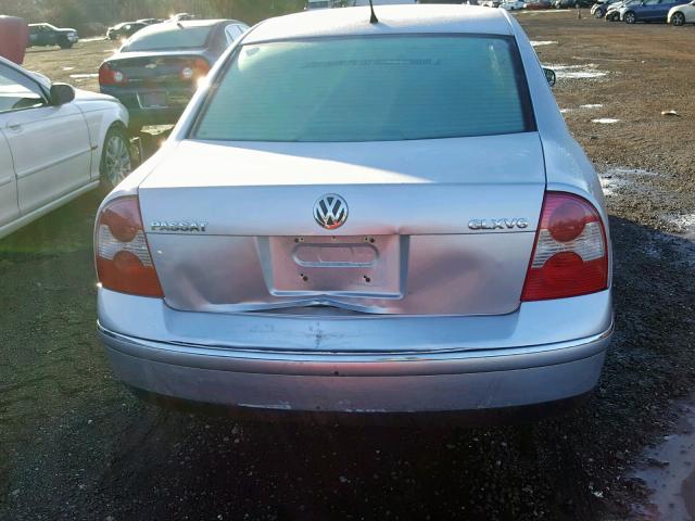 WVWRH63B91P293373 - 2001 VOLKSWAGEN PASSAT GLX 灰色 照片 9