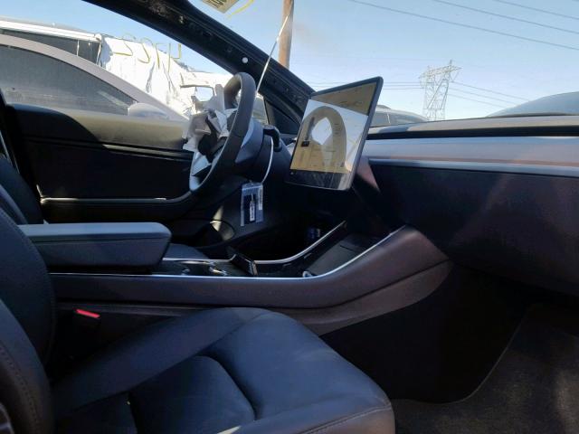 5YJ3E1EA2JF052349 - 2018 TESLA MODEL 3 შავი ფოტო 5