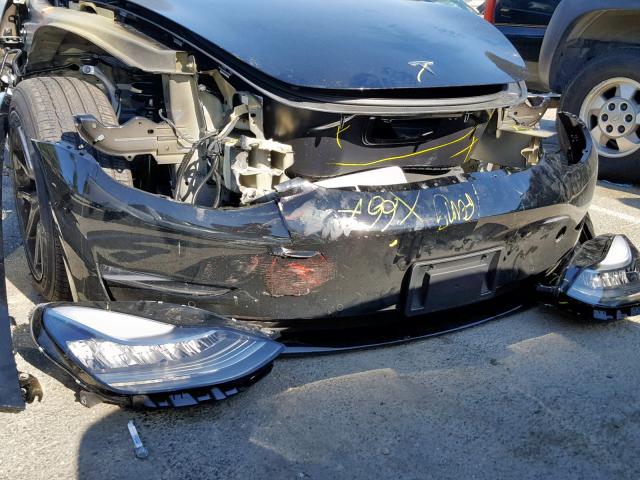 5YJ3E1EA2JF052349 - 2018 TESLA MODEL 3 შავი ფოტო 9