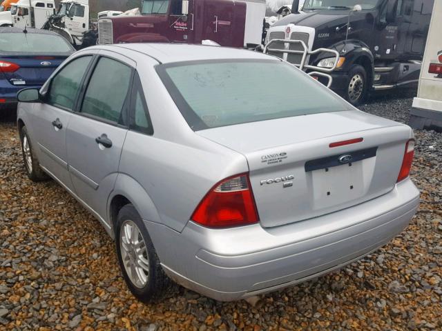 1FAFP34NX7W117546 - 2007 FORD FOCUS ZX4 GRAY photo 3