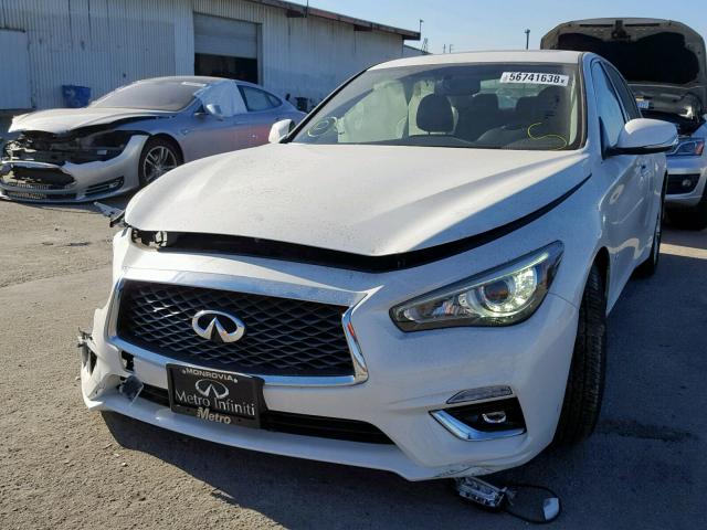 JN1EV7AP4JM592060 - 2018 INFINITI Q50 LUXE WHITE photo 2