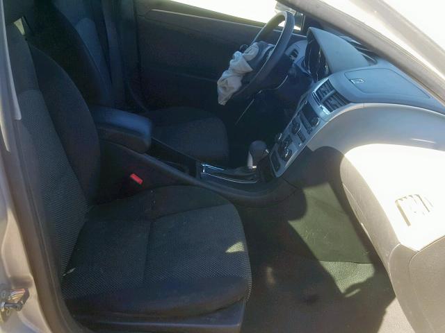 1G1ZC5E09CF393253 - 2012 CHEVROLET MALIBU 1LT 银色 照片 5