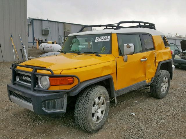 JTEBU11F78K008307 - 2008 TOYOTA FJ CRUISER YELLOW photo 2