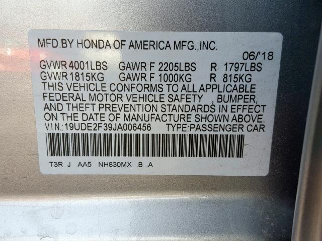 19UDE2F39JA006456 - 2018 ACURA ILX BASE SILVER photo 10