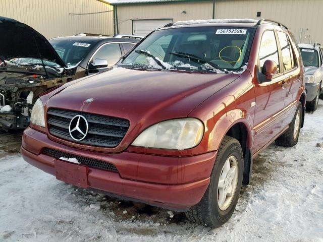 4JGAB54E3YA167696 - 2000 MERCEDES-BENZ ML 320 RED photo 2