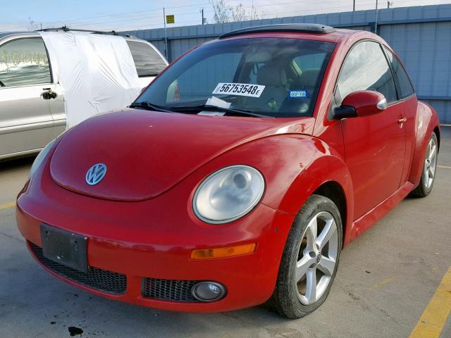 3VWSR31C76M415604 - 2006 VOLKSWAGEN NEW BEETLE RED photo 2