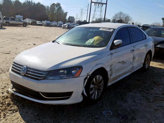 1VWAP7A37DC053376 - 2013 VOLKSWAGEN PASSAT S WHITE photo 2