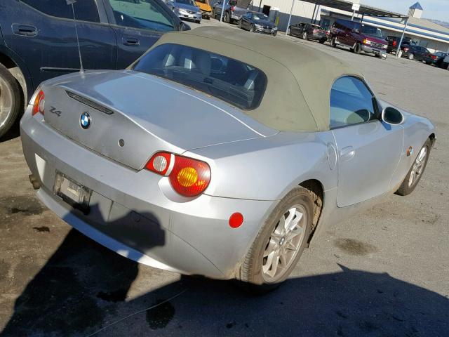 4USBT33433LS48076 - 2003 BMW Z4 2.5 SILVER photo 4