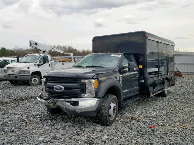 1FDUF5GT2HEE40924 - 2017 FORD F550 SUPER BLACK photo 2