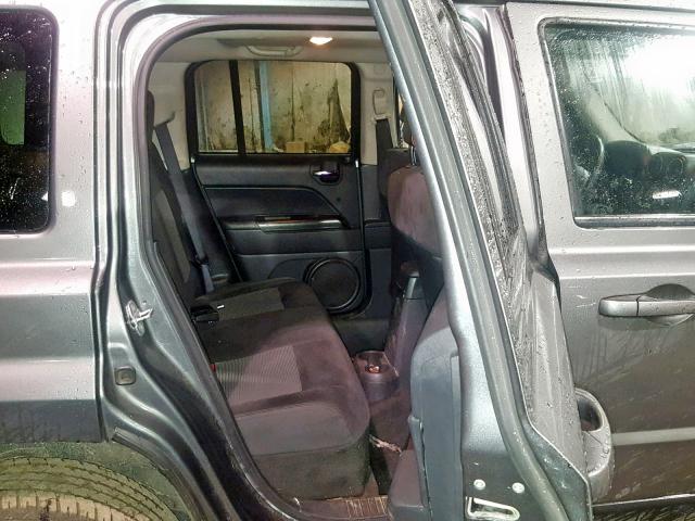 1C4NJRFB8DD119218 - 2013 JEEP PATRIOT LA GRAY photo 6