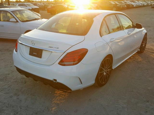 55SWF6EB4GU110677 - 2016 MERCEDES-BENZ C 450 4MAT WHITE photo 4