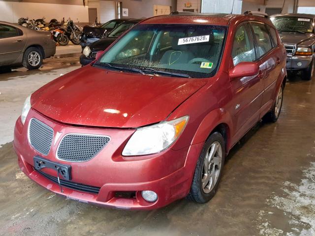 5Y2SL63835Z466383 - 2005 PONTIAC VIBE RED photo 2