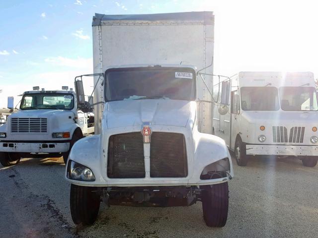 2NKHHM6X0EM420051 - 2014 KENWORTH CONSTRUCTI WHITE photo 9