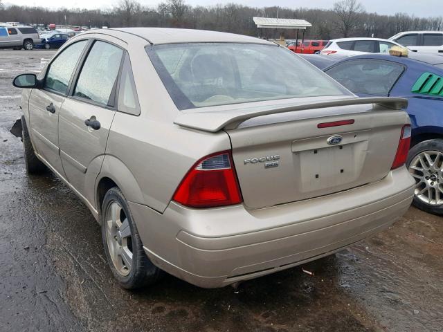 1FAHP34N27W356467 - 2007 FORD FOCUS ZX4 GOLD photo 3