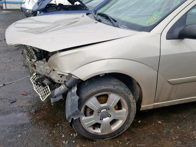 1FAHP34N27W356467 - 2007 FORD FOCUS ZX4 GOLD photo 9