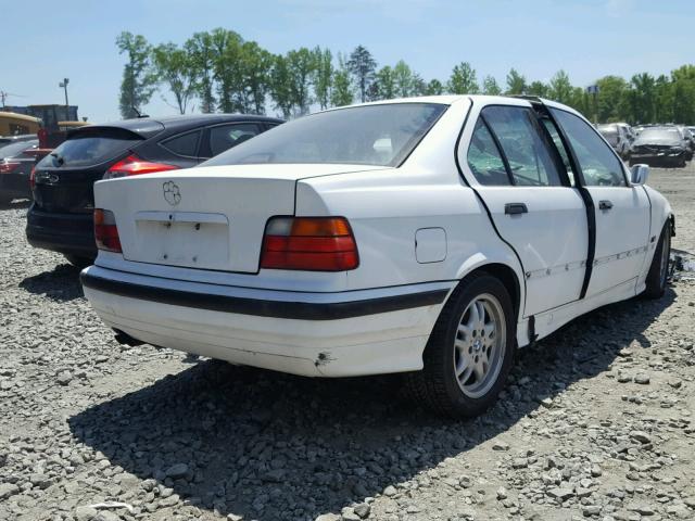 WBACB4322SFM21761 - 1995 BMW 325 I AUTO WHITE photo 4