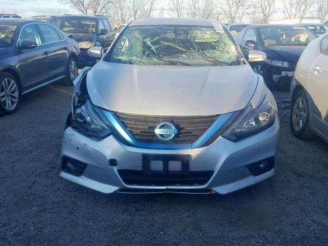 1N4BL3AP7GC151462 - 2016 NISSAN ALTIMA 3.5 SILVER photo 9