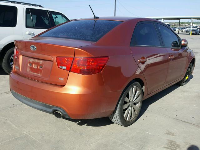 KNAFW4A36A5140385 - 2010 KIA FORTE SX ORANGE photo 4