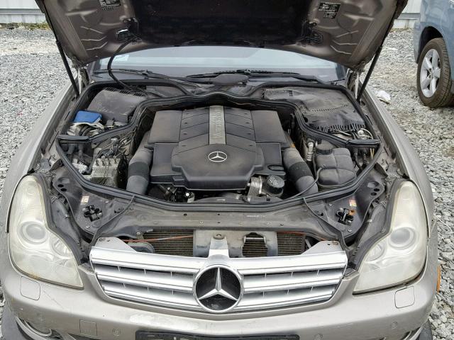 WDDDJ75X66A039567 - 2006 MERCEDES-BENZ CLS 500C SILVER photo 7