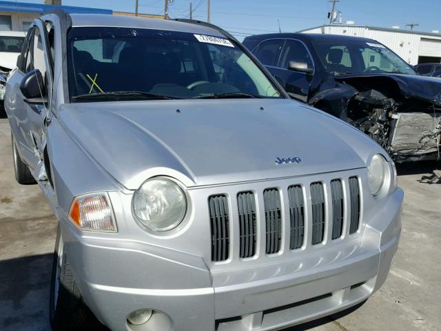 1J4FT47B49D120500 - 2009 JEEP COMPASS SP SILVER photo 1