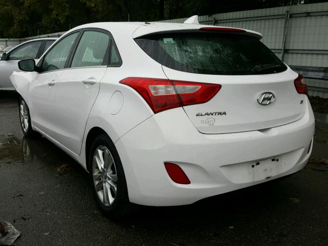 KMHD35LE4DU027063 - 2013 HYUNDAI ELANTRA GT WHITE photo 3