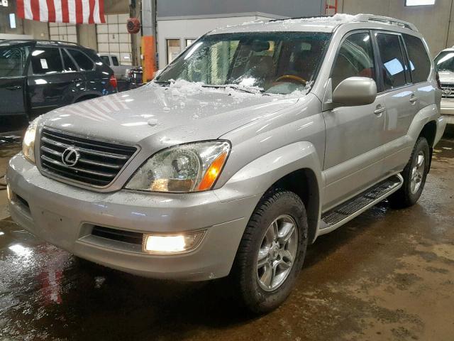 JTJBT20X150095701 - 2005 LEXUS GX 470 SILVER photo 2