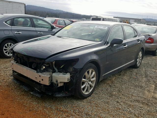 JTHGL46F575004274 - 2007 LEXUS LS 460L BLACK photo 2