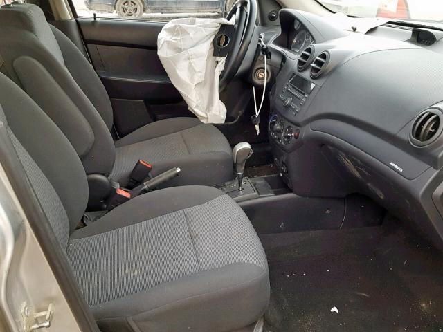 3G1TV55E29L127552 - 2009 CHEVROLET AVEO LS SILVER photo 5