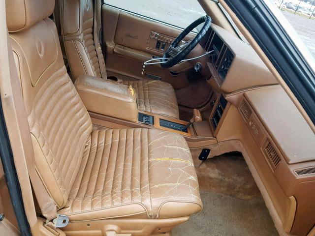 1G6KS5154JU803434 - 1988 CADILLAC SEVILLE BROWN photo 5