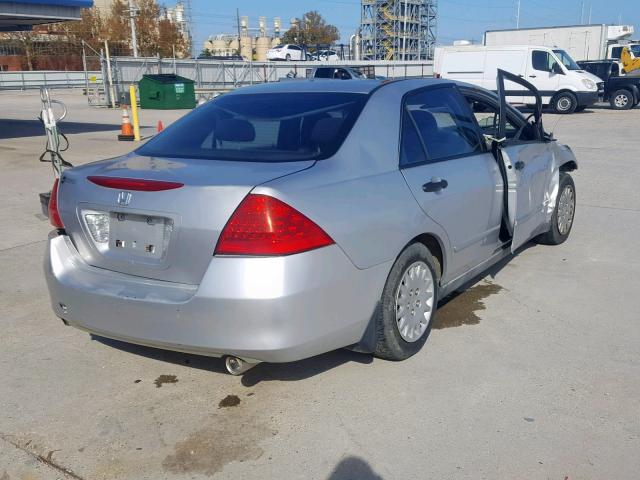 1HGCM56126A059912 - 2006 HONDA ACCORD VAL SILVER photo 4