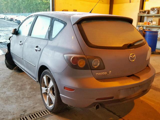 JM1BK143541208744 - 2004 MAZDA 3 HATCHBAC GRAY photo 3