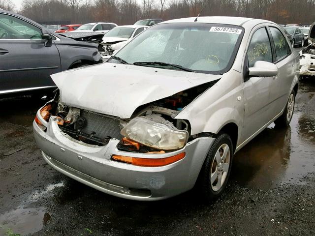 KL1TD52615B412138 - 2005 CHEVROLET AVEO BASE Gümüş foto 2