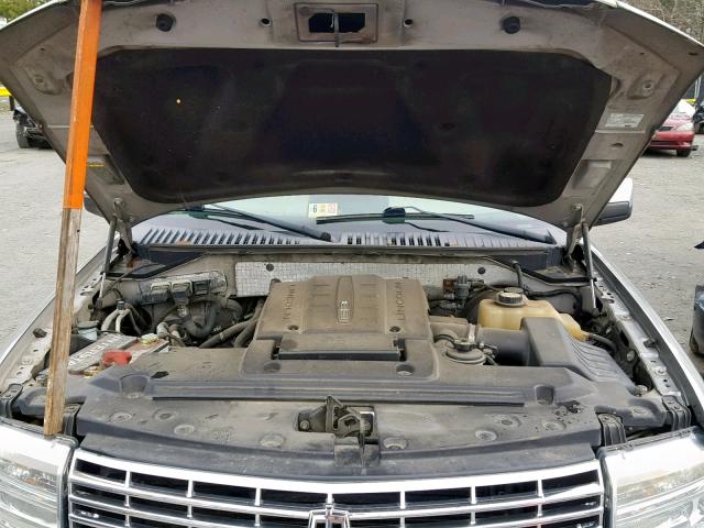 5LMFU28558LJ00155 - 2008 LINCOLN NAVIGATOR 灰色 照片 7