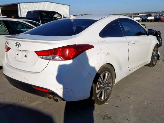 KMHDH6AE3DU017411 - 2013 HYUNDAI ELANTRA CO WHITE photo 4