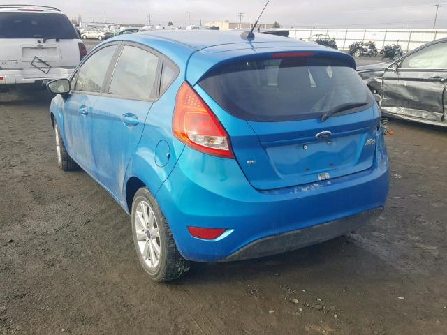 3FADP4EJ8CM140939 - 2012 FORD FIESTA SE BLUE photo 3