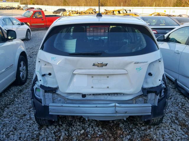 1G1JA6SH6G4174450 - 2016 CHEVROLET SONIC LS 白色 照片 9