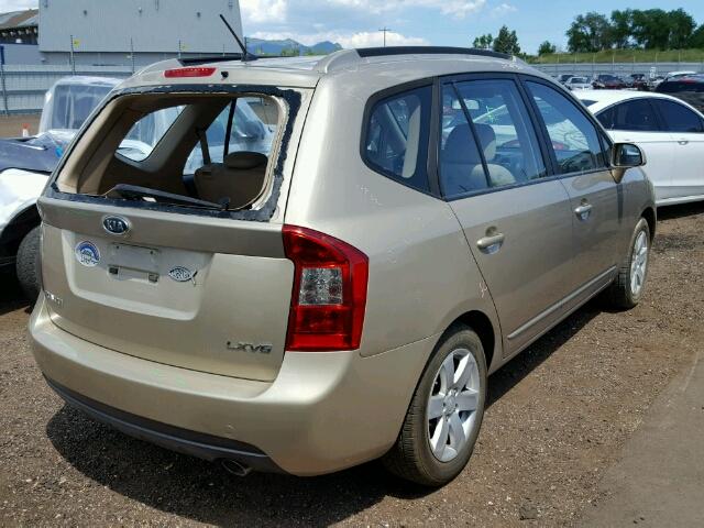 KNAFG526X77110315 - 2007 KIA RONDO LX GOLD photo 4