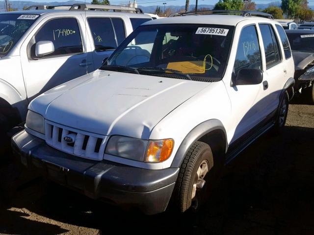 KNDJB723625126898 - 2002 KIA SPORTAGE WHITE photo 2