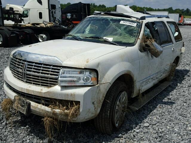 5LMFU27558LJ09133 - 2008 LINCOLN NAVIGATOR Blanc photo 2