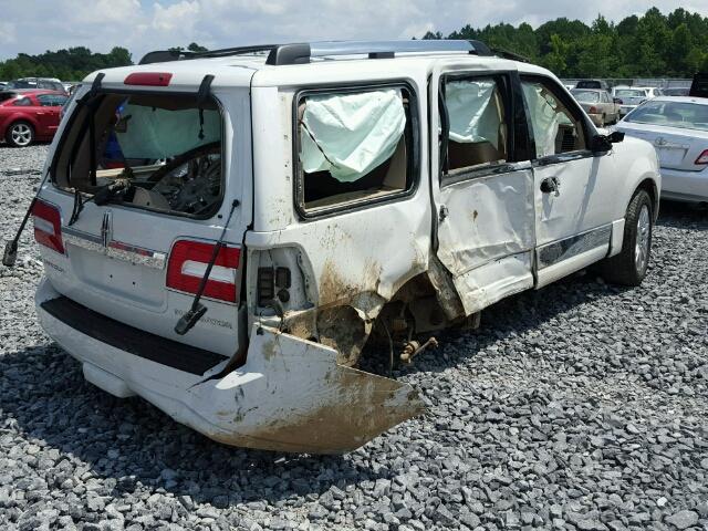 5LMFU27558LJ09133 - 2008 LINCOLN NAVIGATOR Blanc photo 4