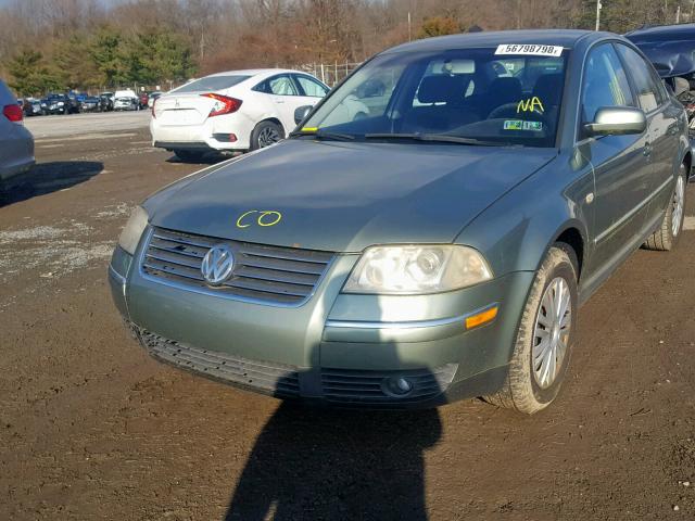 WVWPD63B22P358634 - 2002 VOLKSWAGEN PASSAT GLS GREEN photo 2