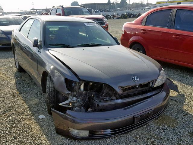 JT8BF28G210340559 - 2001 LEXUS ES 300 GRAY photo 1