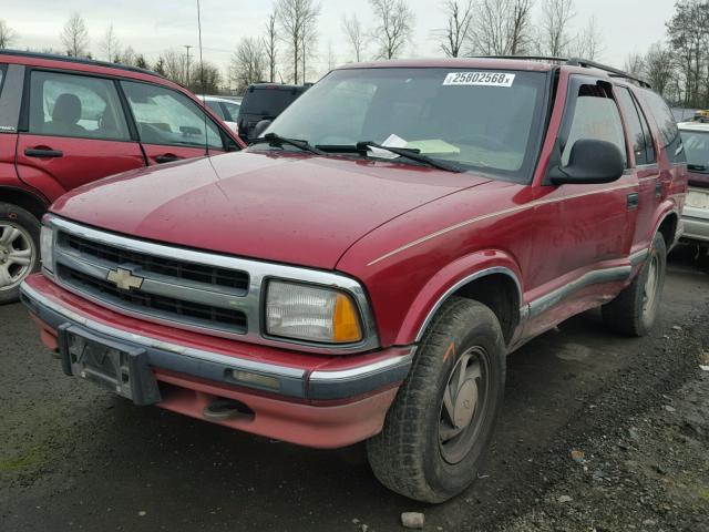 1GNDT13W0S2161493 - 1995 CHEVROLET BLAZER RED photo 2