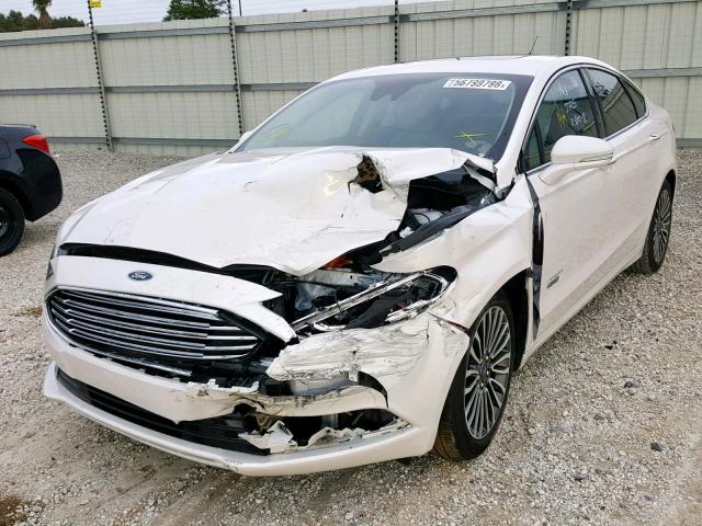 3FA6P0SU4JR123376 - 2018 FORD FUSION TIT WHITE photo 2