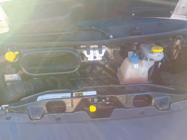 3C6TRVNG8HE523749 - 2017 RAM PROMASTER 白色 照片 7